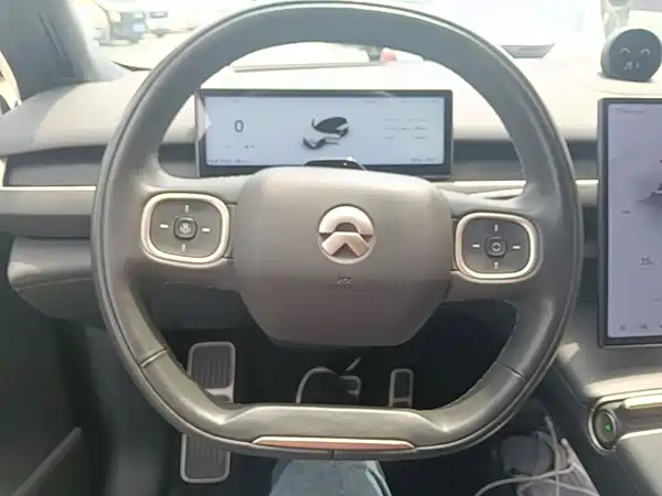NIO ES8 2023