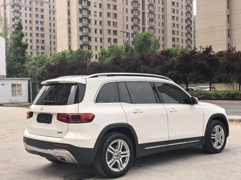 Mercedes-Benz GLB 2022