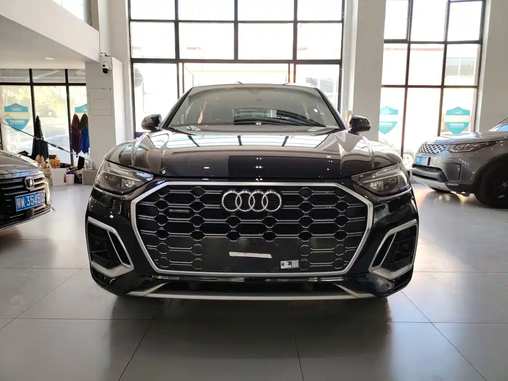 Audi Q5L 2021 — фото 2