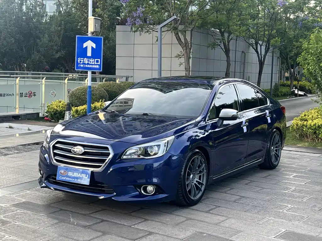 Subaru Legacy 2017