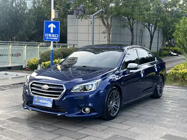 Subaru Legacy 2017