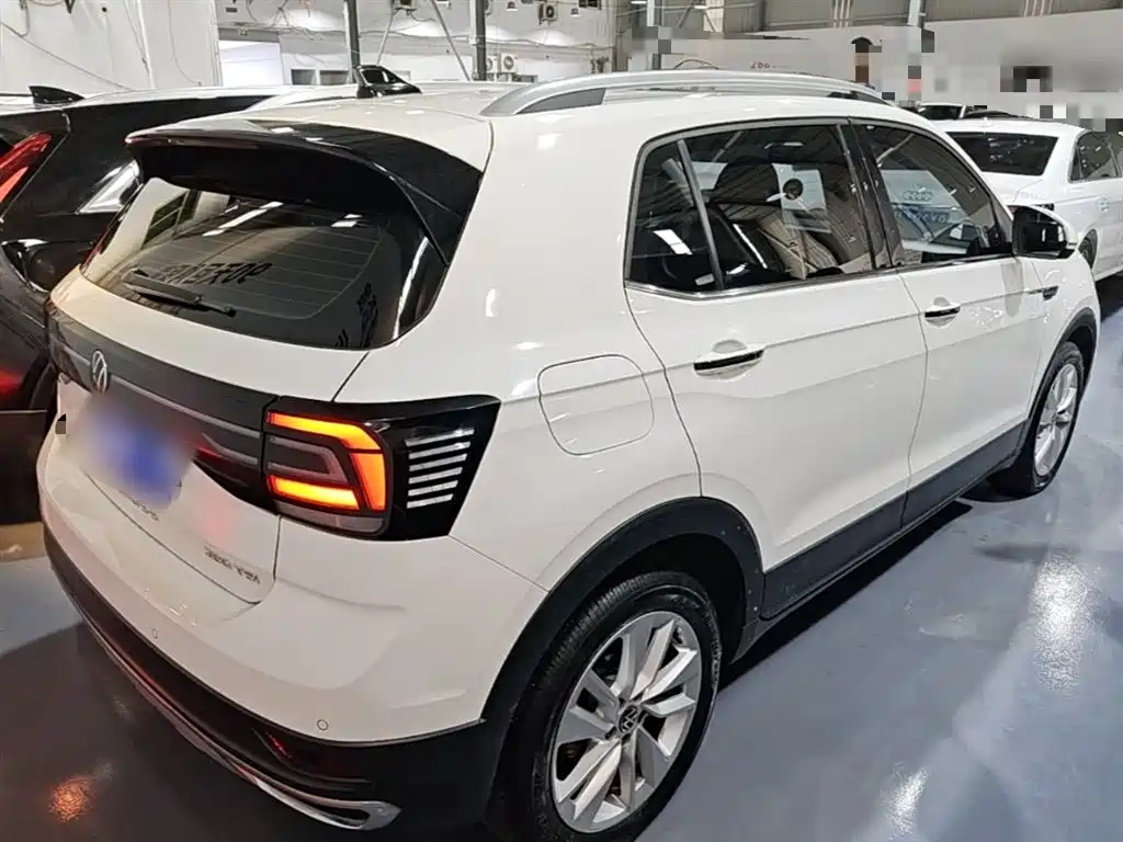 Volkswagen T-Cross 2021 — фото 7