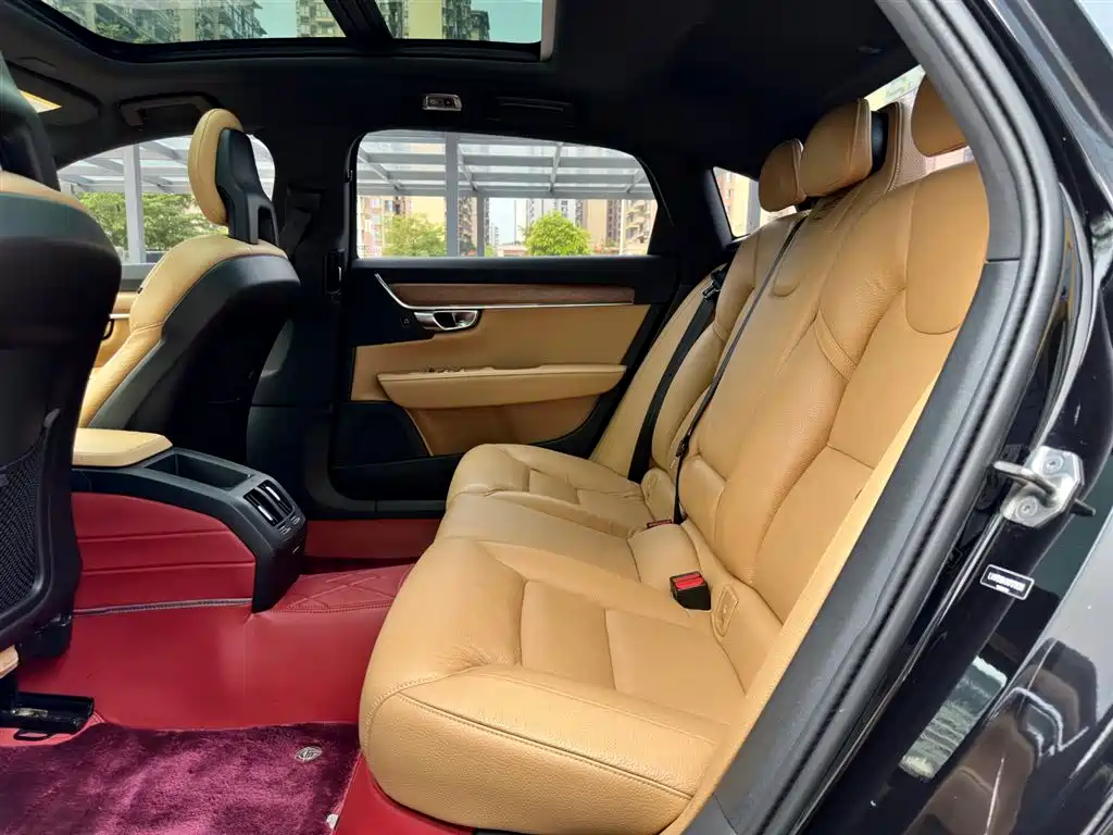 Volvo S90 2019 — фото 13