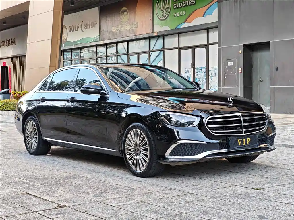 Mercedes-Benz E-Class 2023 — фото 3