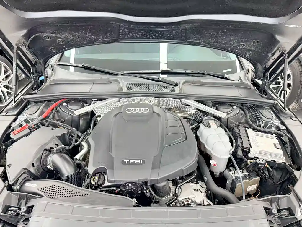 Audi A4L 2021 — фото 24