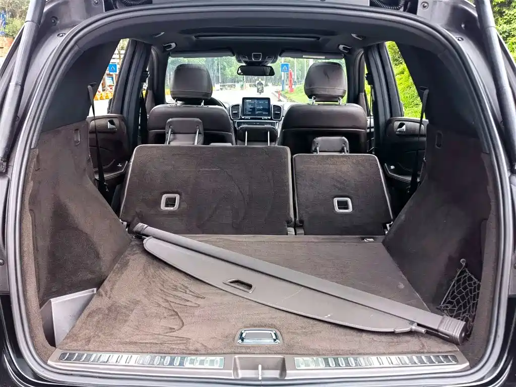 Mercedes-Benz GLE 2017 — фото 11