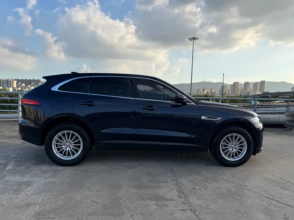 Jaguar F-PACE 2019 — фото 4