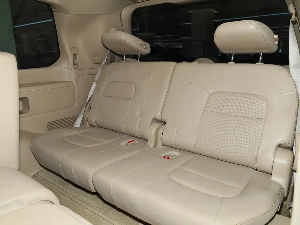 Toyota Land Cruiser 2013 — фото 28