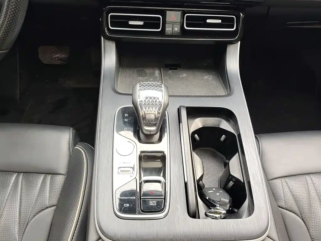 GAC Motor Trumpchi GS8 2023 — фото 17
