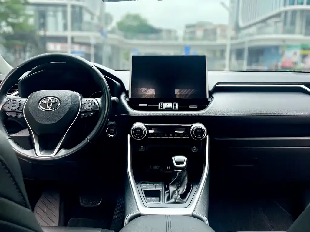 Toyota Wildlander 2022 — фото 11