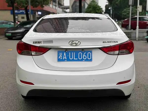 Hyundai Elantra Langdong 2015