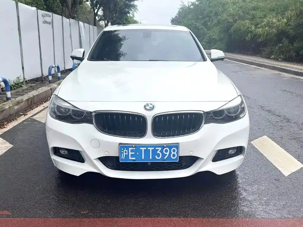 BMW 3 Series GT 2019