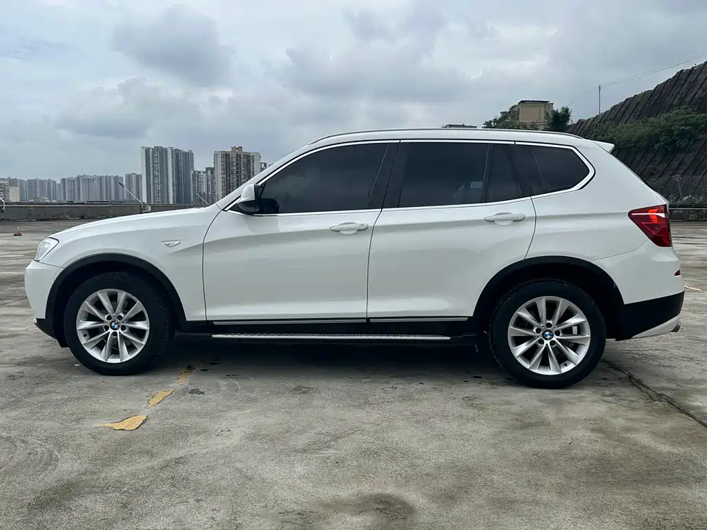 BMW X3 2014 — фото 8