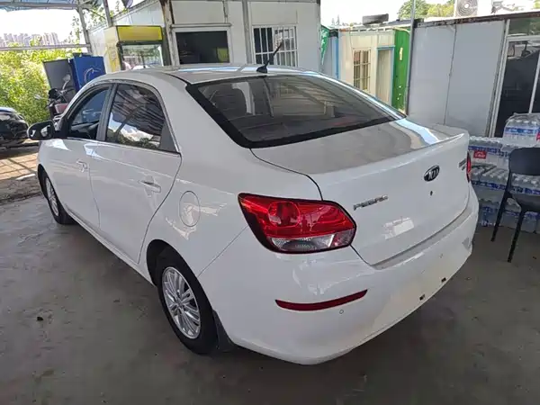 Kia Pegas 2019