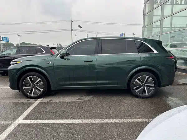 Li Auto L7 2024
