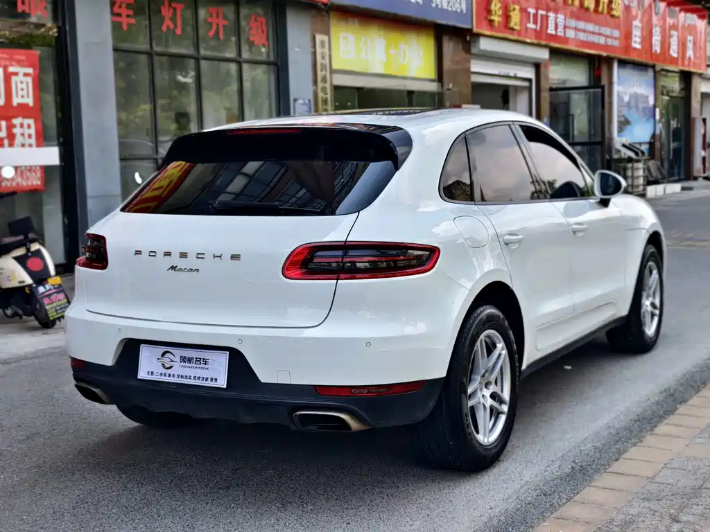 Porsche Macan 2017 — фото 6