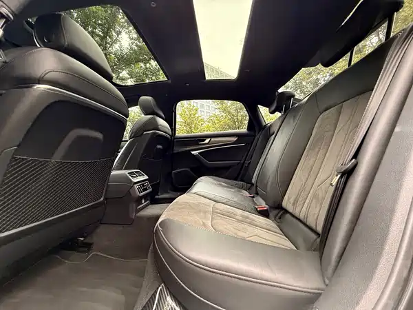 Audi A6L New Energy 2021
