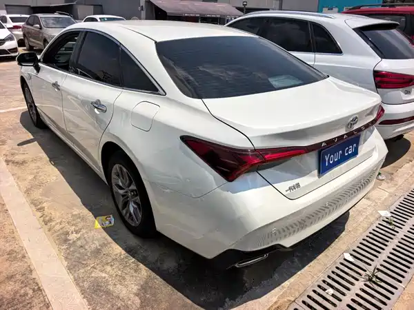 Toyota Avalon 2021