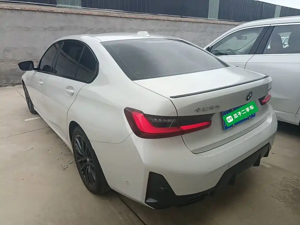 BMW 3 Series 2024