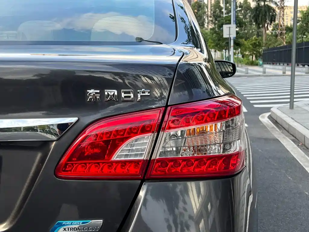 Nissan Sylphy 2013 — фото 28