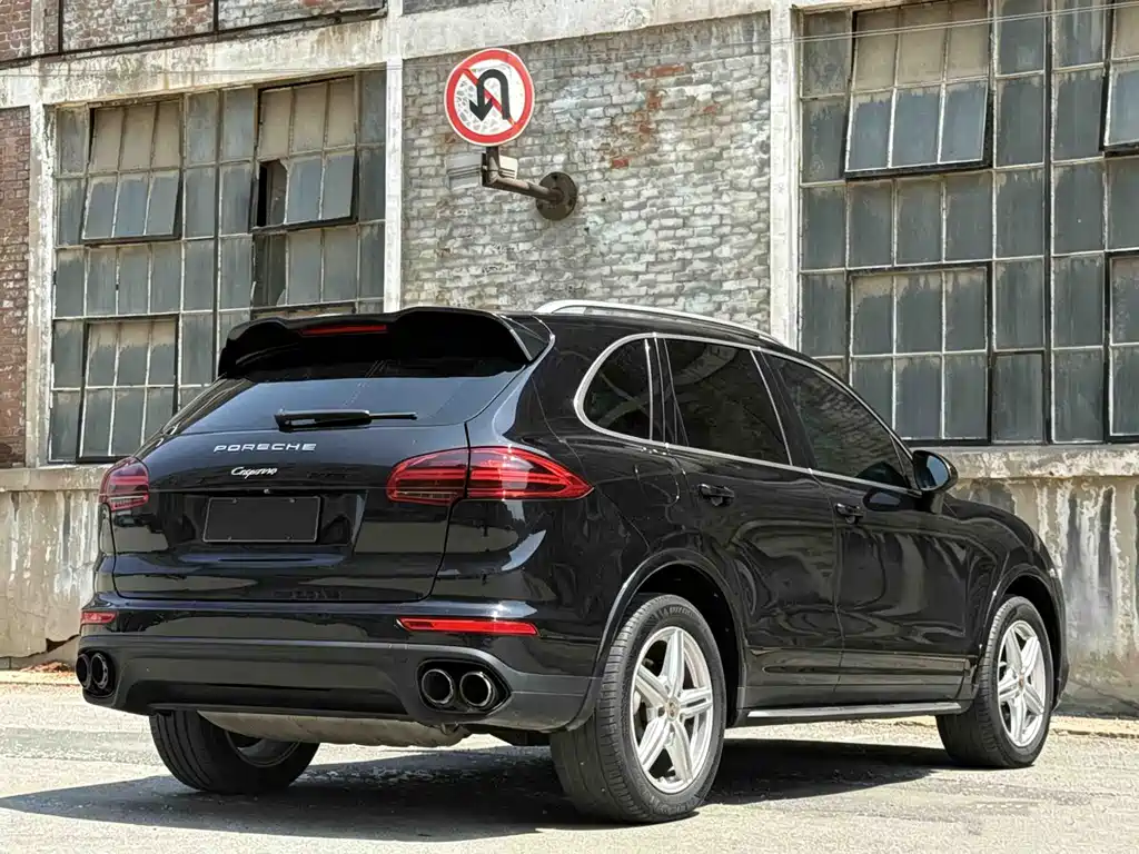 Porsche Cayenne 2014 — фото 21