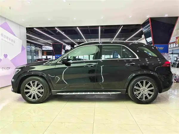 Mercedes-Benz GLE 2025