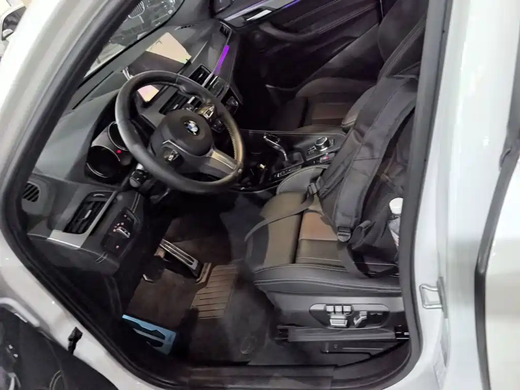 BMW X2 2023 — фото 15