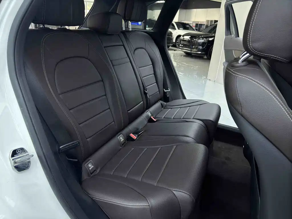 Mercedes-Benz GLC 2020 — фото 14