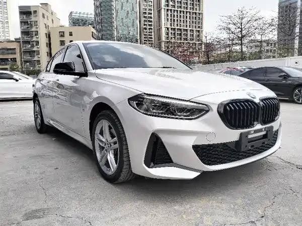 BMW 1 Series 2022
