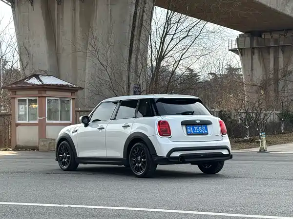 MINI 2024