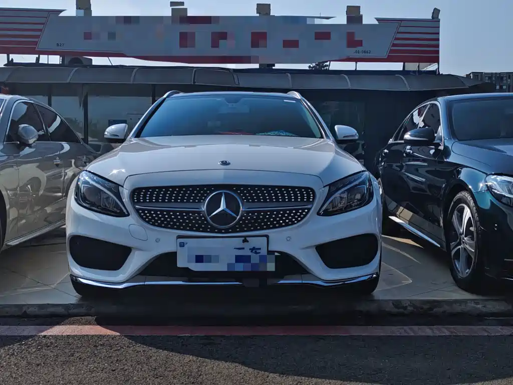 Mercedes-Benz C-Class 2018