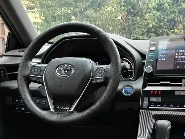 Toyota Avalon 2020