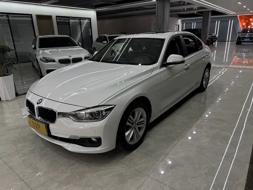 BMW 3 Series 2016 — фото 1