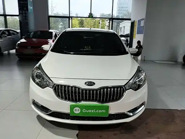 Kia K3 2015