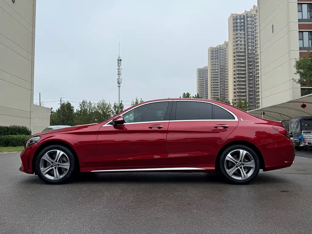 Mercedes-Benz C-Class 2020 — фото 11