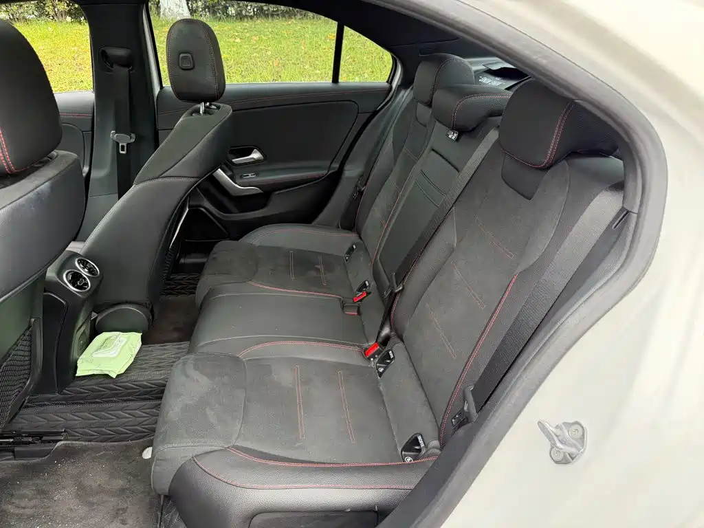 Mercedes-Benz A-Class 2023 — фото 12