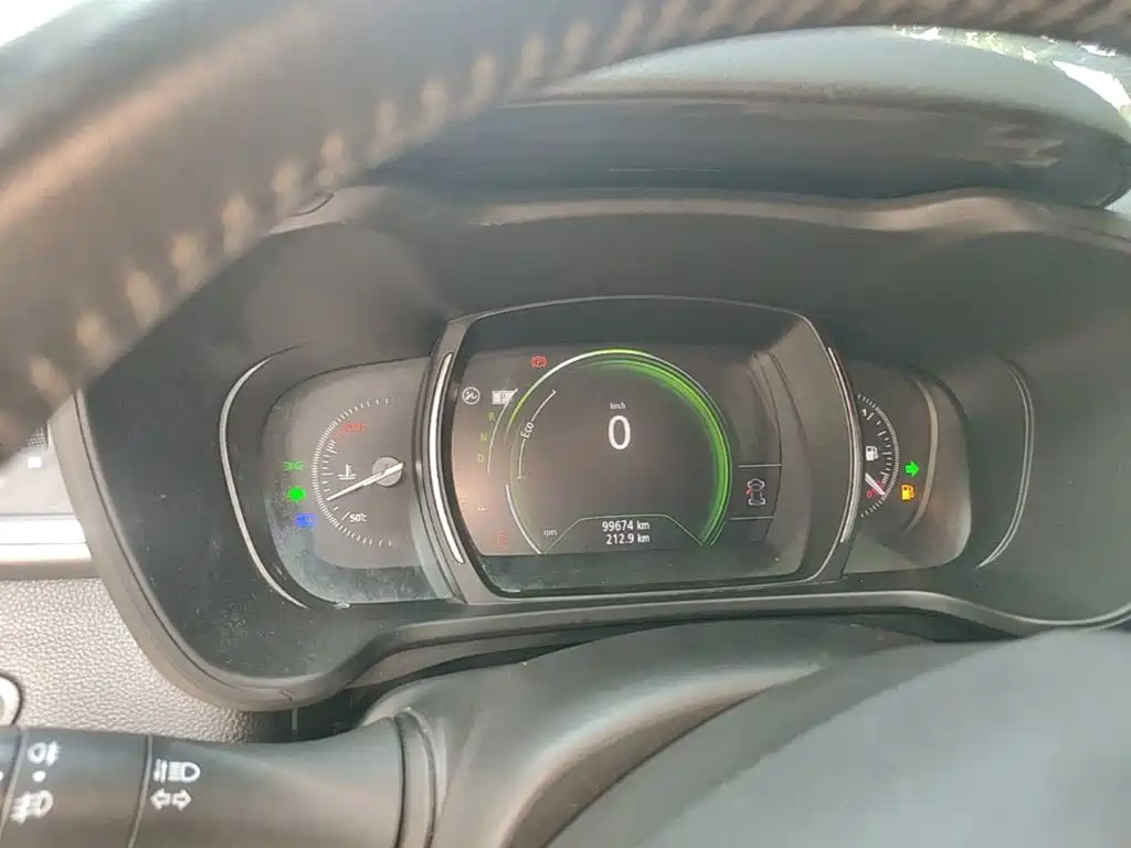 Renault Kadjar 2016 — фото 12