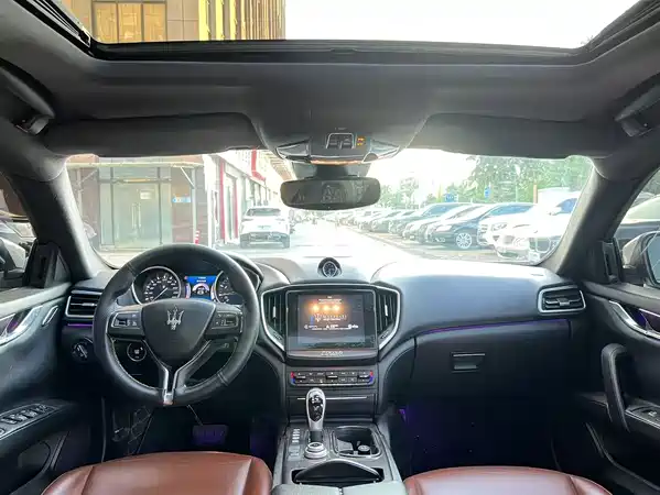 Maserati Ghibli 2017