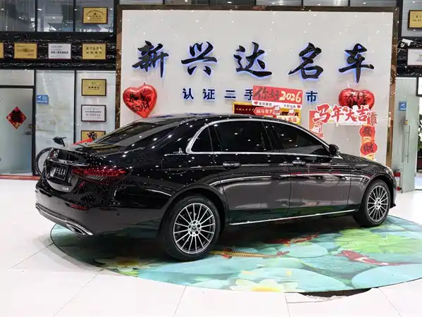 Mercedes-Benz E-Class 2023