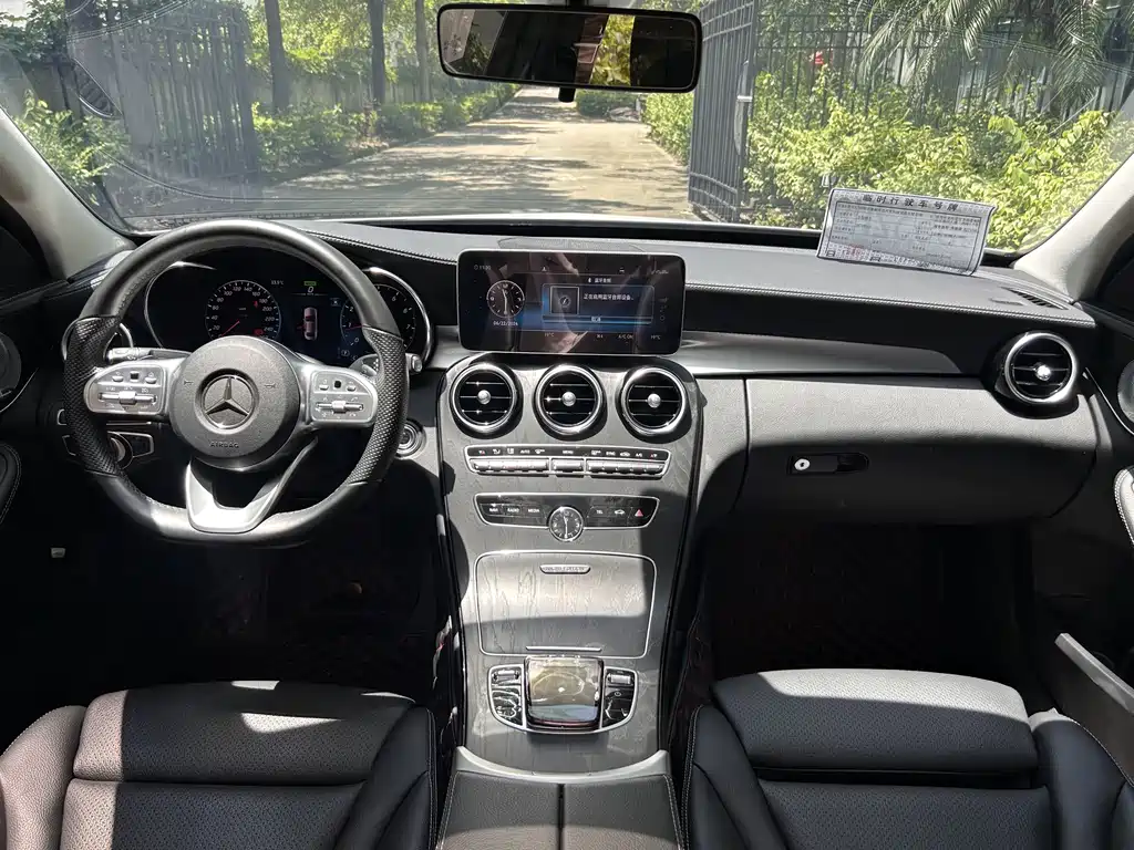 Mercedes-Benz C-Class 2021 — фото 9
