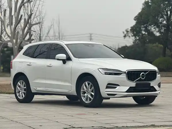 Volvo XC60 2021