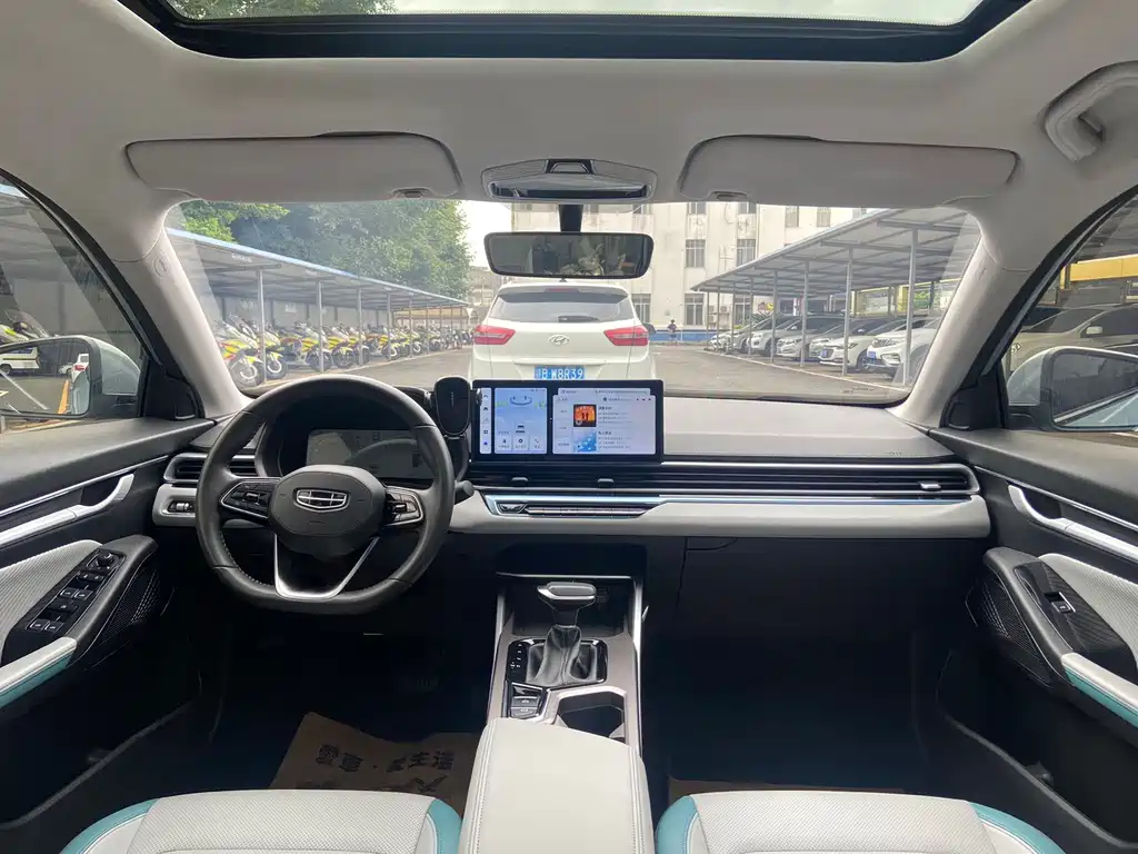 Geely Emgrand 2023 — фото 10