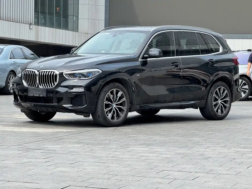BMW X5 2021