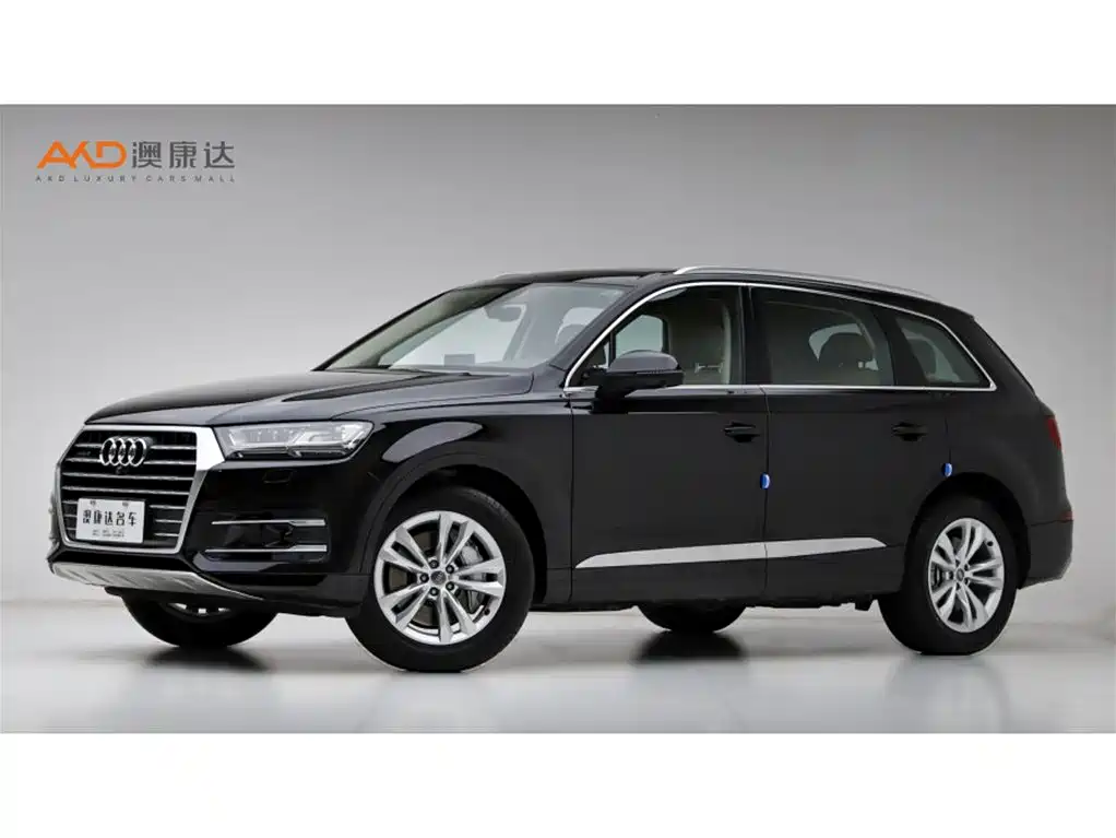 Audi Q7 2018 — фото 1