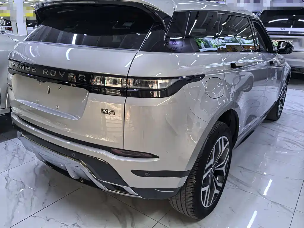 Land Rover Evoque 2024