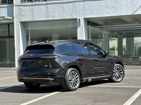 NIO ES6 2025