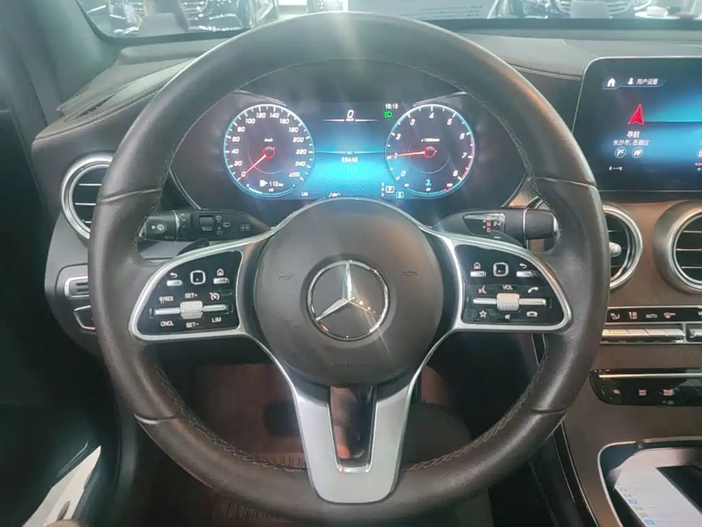 Mercedes-Benz GLC 2020 — фото 11