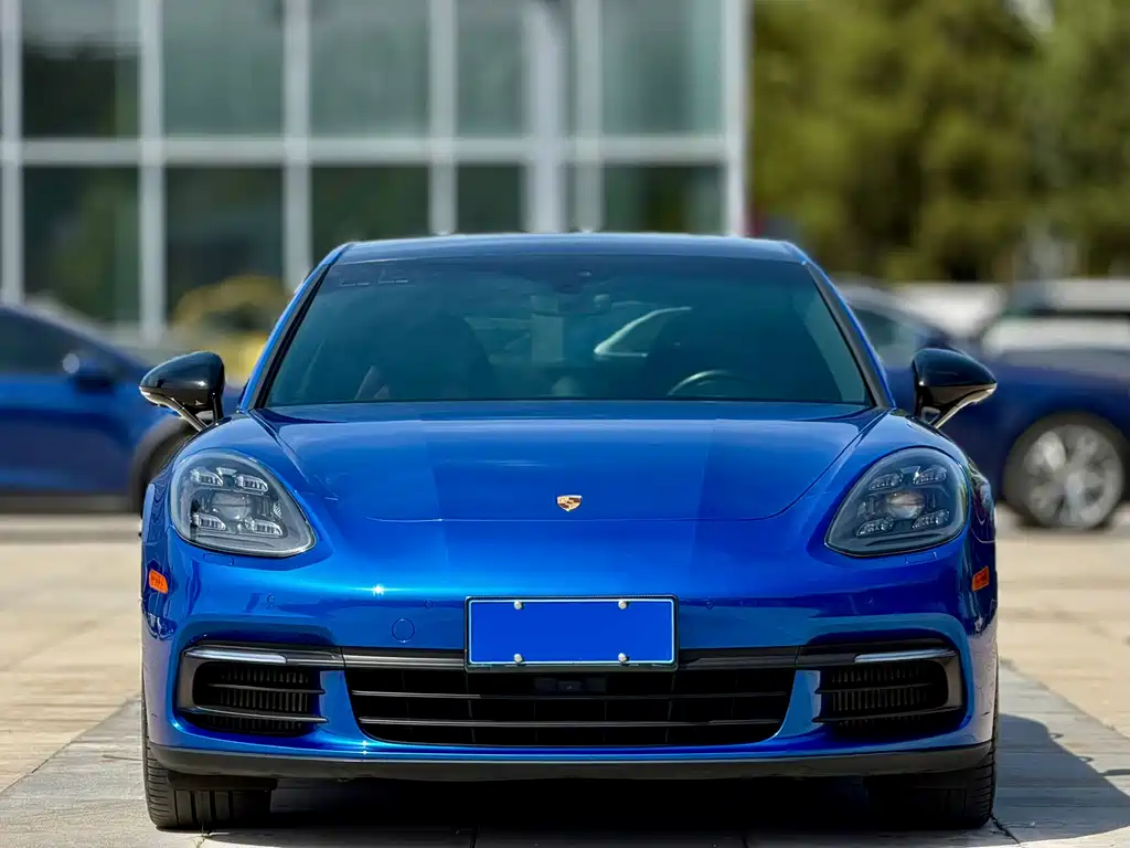 Porsche Panamera 2019 — фото 2