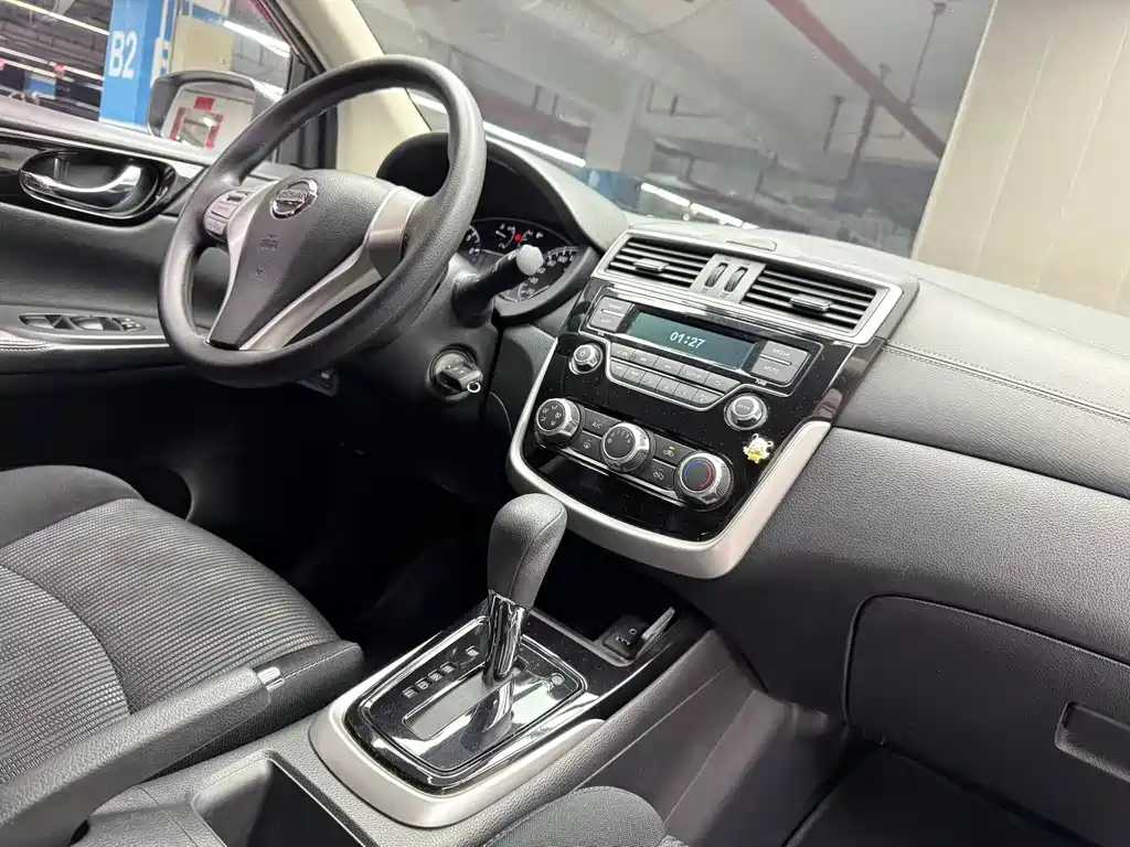 Nissan Tiida 2017