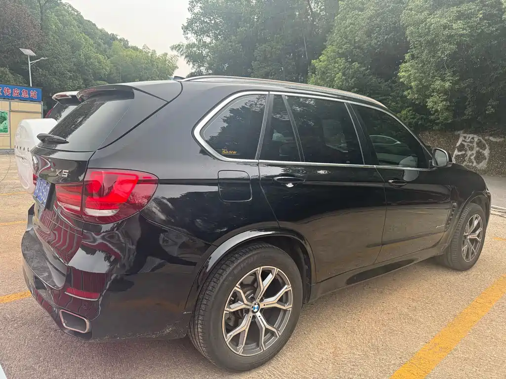 BMW X5 2018 — фото 13